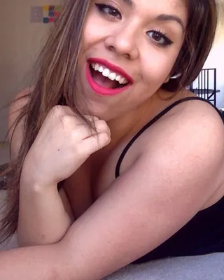 Cylia, 32 ans, beurette à Hédé-Bazouges