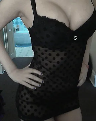 Latifa, 28 ans, beurette à Eppeville